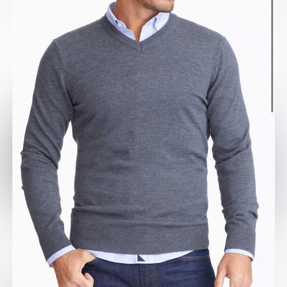 UNTUCKit Other - UNTUCKit Merino Wool V-Neck Long Sleeve Ribbed Trim Pullover Sweater Gray XL